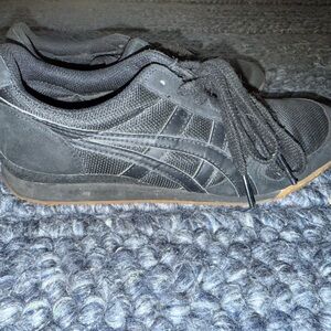 Onitsuka Tiger Men's US 7/ Euro 40 Black Suede Unisex Style